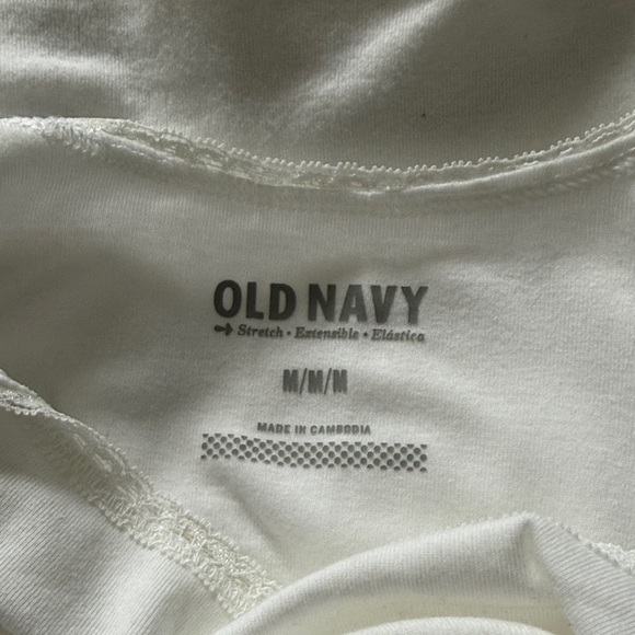 5 pack of Old Navy women’s camisoles Pink, Black, Brown, Cream, and White - Picture 2 of 2